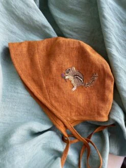 Hand Embroidered Linen Bonnet With Animal Pattern -Fashion Clothing Store il fullxfull.2155279160 nu9y