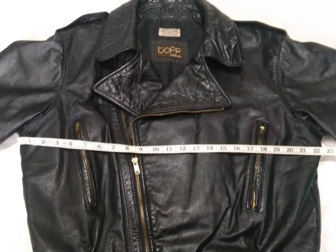Superb Vintage TOFF LONDON Motorcycle Leather Bike Jacket - 40 - Cafe Racer - Very Cool - VGC 4 Superb Vintage TOFF LONDON Motorcycle Leather Bike Jacket - 40 - Cafe Racer - Very Cool - VGC - Image 4