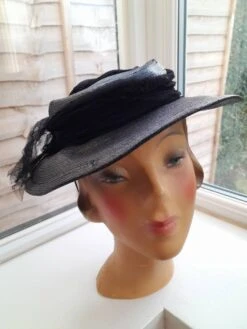 1930s/1940s Black Straw Hat **Will Ship Worldwide. Please Ask For Shipping Quote**