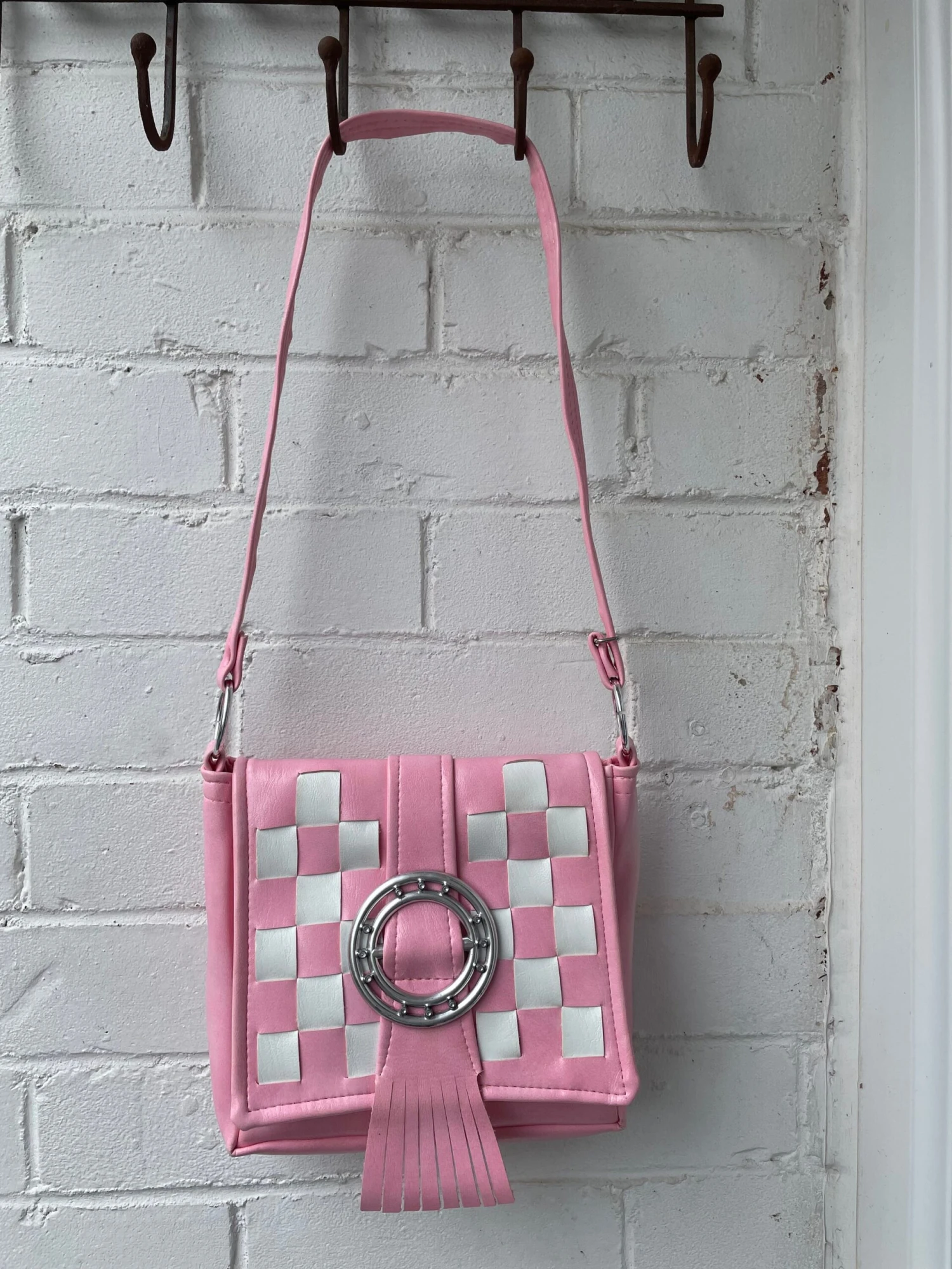 1960s Bubblegum Pink Mod Shoulder Bag 1 1960s Bubblegum Pink Mod Shoulder Bag