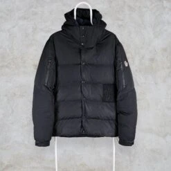 Moncler Puffer Jacket Black Goose Down Grenoble Mens Medium